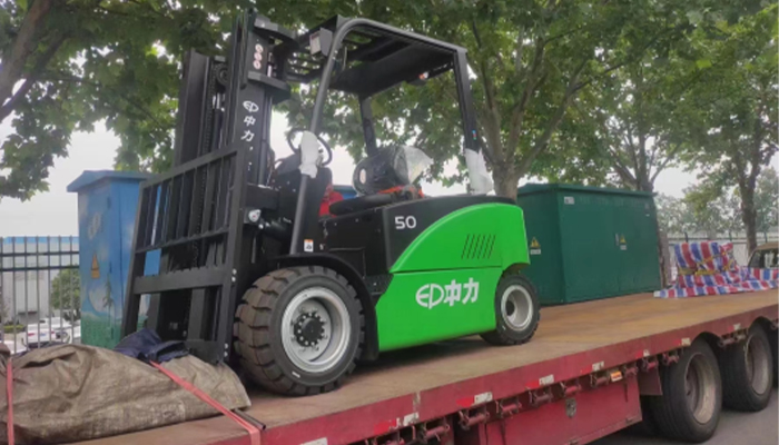 西安到潮州物流專(zhuān)線-工廠貨運(yùn)托運(yùn)放心「專(zhuān)線直達(dá)」 西安到潮州物流專(zhuān)線-工廠貨運(yùn)托運(yùn)放心「專(zhuān)線直達(dá)」